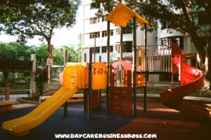 5 Daycare Playground Ideas (With Pictures)